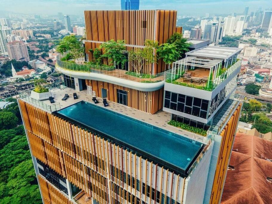Klcc Towerviewsty5Pax At Ceylonzsuites Куала-Лумпур Экстерьер фото
