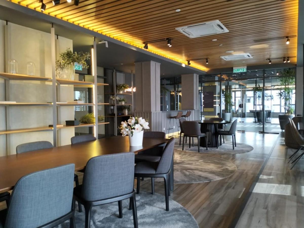 Klcc Towerviewsty5Pax At Ceylonzsuites Куала-Лумпур Экстерьер фото